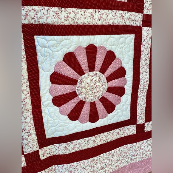 Hand Stitched Patchwork Applique Quilt 86” x 96” - Picture 10 of 16